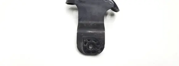 Volkswagen PASSAT B6 Other engine bay part 1K0199588