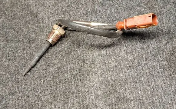 Audi A6 Allroad C7 Exhaust gas temperature sensor 4M0906088K