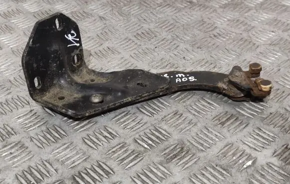 Mercedes-Benz Vito Viano W447 Sliding door upper roller guide/hinge A4477601447