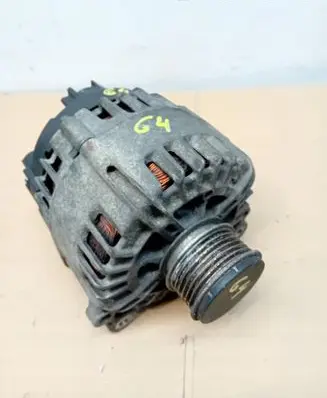 Volkswagen Golf VI Generator/alternator 03L903023F