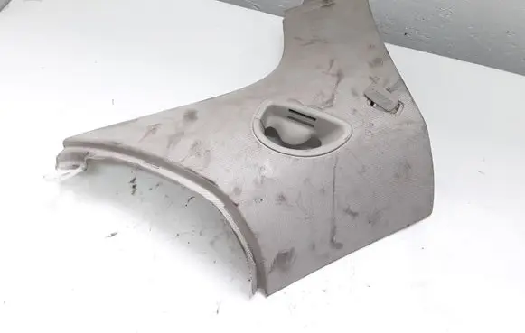 Audi Q7 4L (D)pillar trim (top) 4L0867245