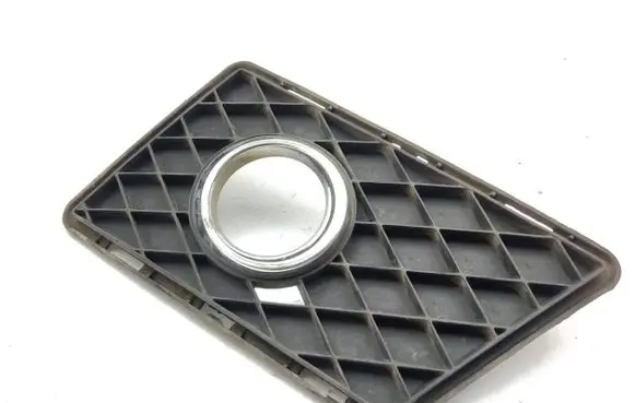 Mercedes-Benz GLK (X204) Front fog light trim/grill A2048853723