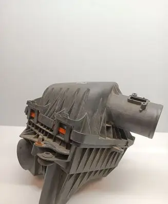 Chrysler Grand Voyager V Air filter box NOCODE