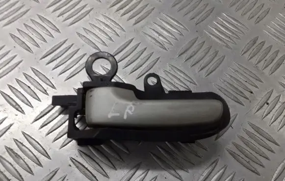 Toyota Yaris Front door interior handle 