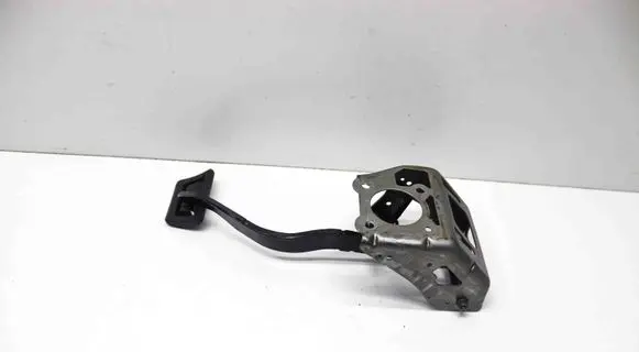 Chrysler 300C Brake pedal 