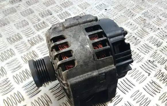 Renault Megane II Generator/alternator 735411