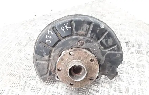 Volkswagen PASSAT B7 Front wheel hub spindle knuckle
