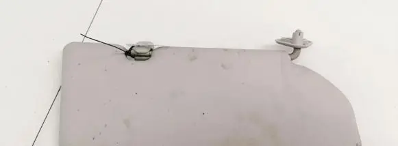Nissan Almera Tino Sun visor