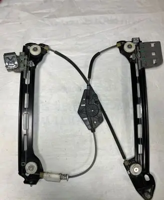 Volkswagen PASSAT CC Front door electric window regulator 3C8839462K