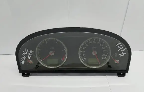 Ford Mondeo Mk III Speedometer (instrument cluster) 1S7F10841
