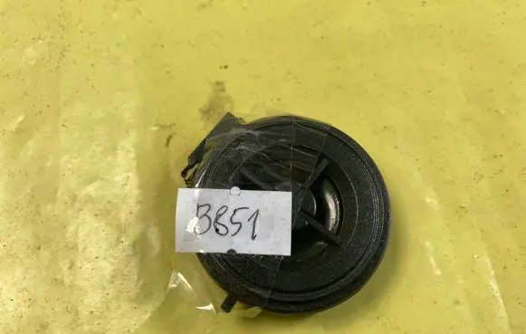 Mercedes-Benz B W245 Front door high frequency speaker A1698200102