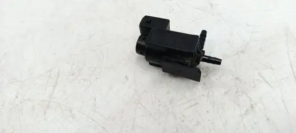 BMW 5 E60 E61 Turbo solenoid valve 1742712