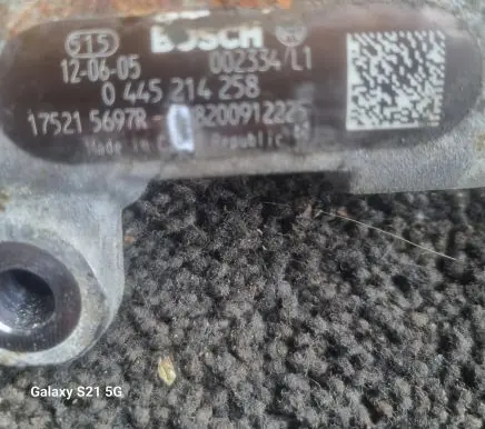 Renault Trafic II (X83) Fuel main line pipe 175215697R 8200912225 0445214258