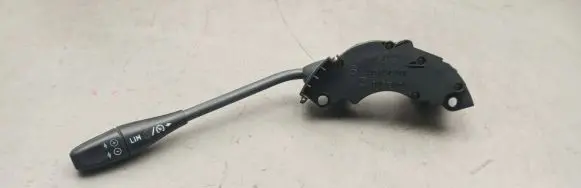 Mercedes-Benz E W211 Cruise control switch 0085452524 01311200