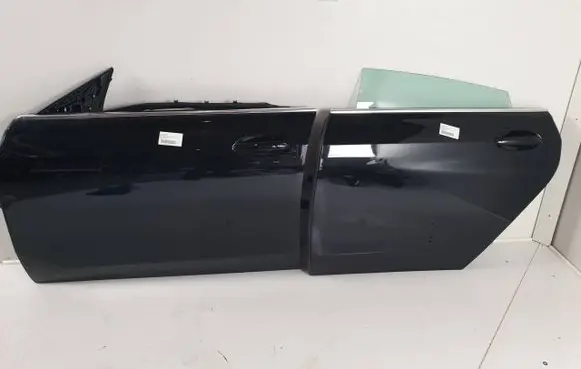 Door (2 Door Coupe)