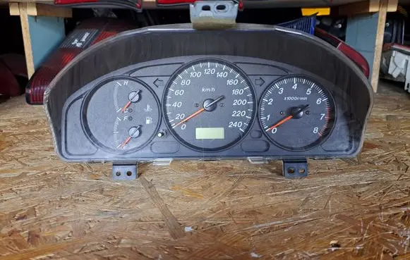 Mazda 626 Speedometer (instrument cluster) GG2NA KG2NA 9K25