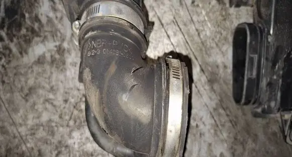 Mazda 3 I Air intake hose/pipe 0230140811611