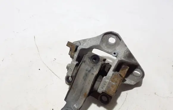 Mazda CX-3 Gearbox mount DB2W-39-08Y
