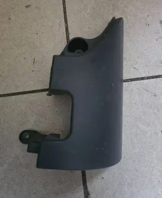 Rear/tail light trim molding