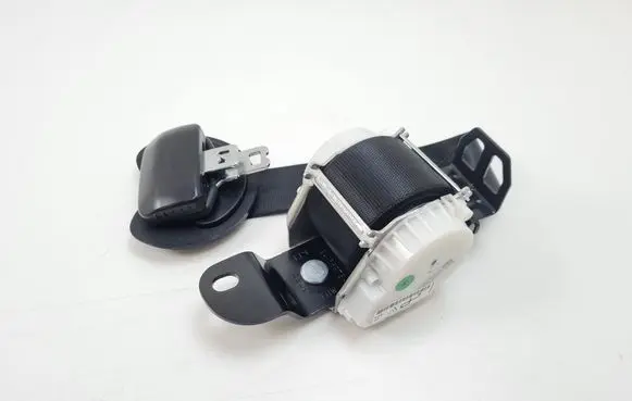 BMW 2 F46 Middle seatbelt (rear) 34141670