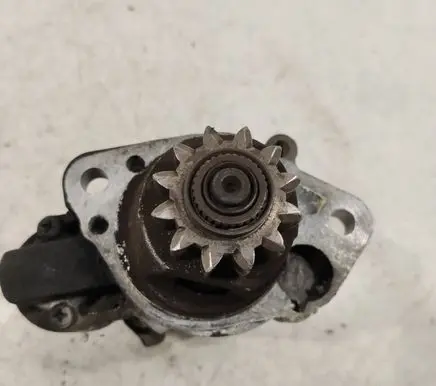 Nissan X-Trail T30 Starter motor 233008H01 M008T71471