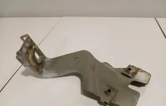 Opel Insignia A Fender mounting bracket Rh1951