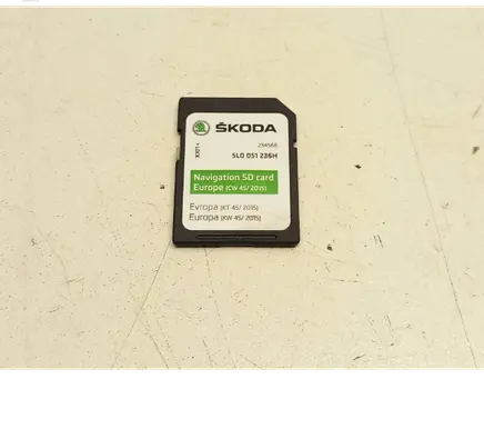 Skoda Superb B8 (3V) Navigation unit CD/DVD player 5L0051236H GW452015