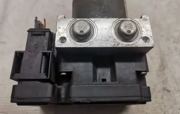 Ford Focus C-MAX ABS Pump 10097001103 P155C14U6527 5WK84103