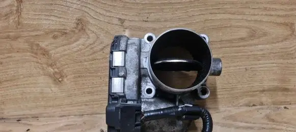 Volvo S40 Throttle valve 8692720