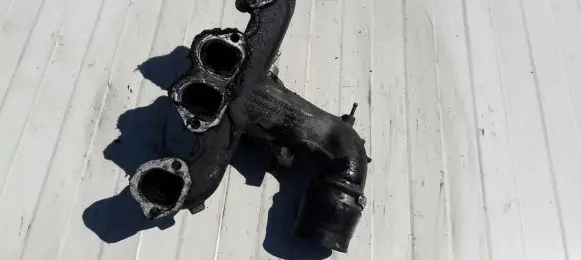 Volkswagen PASSAT B4 Intake manifold