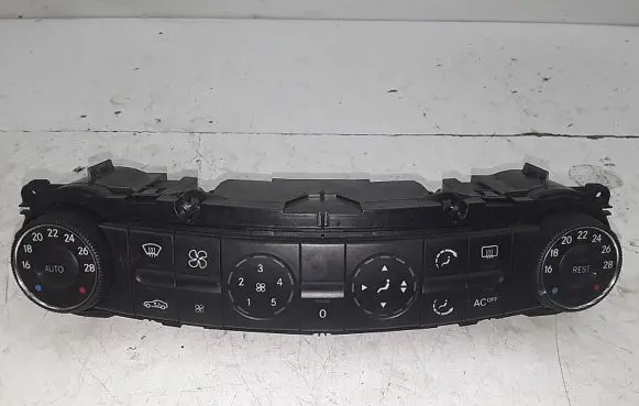 Mercedes-Benz E W211 Climate control unit 2118300190