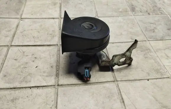 Opel Signum Horn signal 0055306