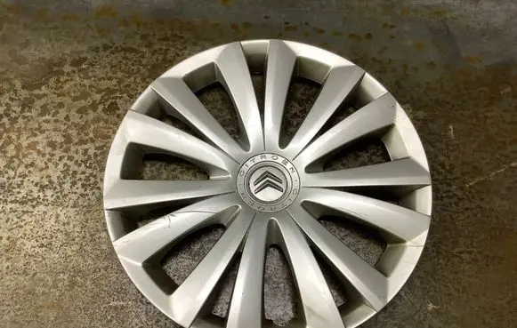 Citroen C4 II Picasso R16 wheel hub/cap/trim 