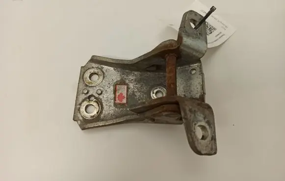 Ford Mustang IV Front door upper hinge