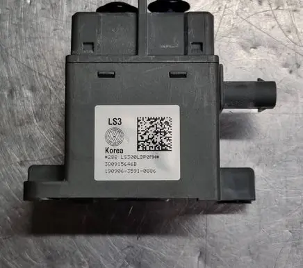 Volkswagen PASSAT B8 Sensor 3Q0915646B