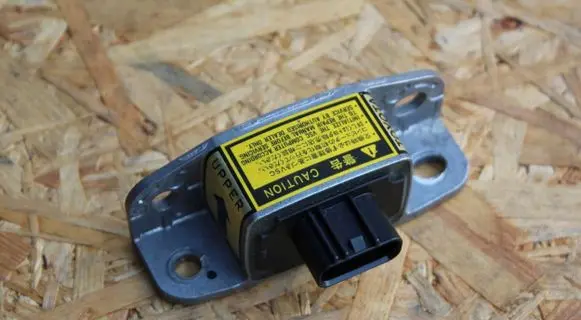 Lexus GS 300 350 430 450H Airbag deployment crash/impact sensor 8918330050