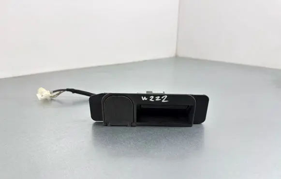 Mercedes-Benz S W222 Tailgate handle with camera A2227600893