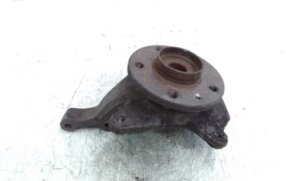 Opel Vivaro Front wheel hub spindle knuckle