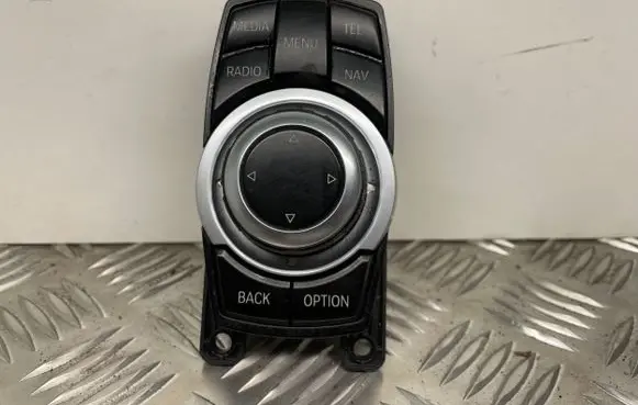 BMW 3 F30 F35 F31 Head unit multimedia control 9286699