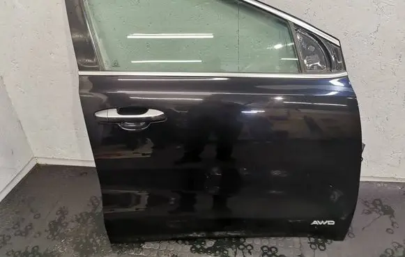 KIA Sportage Front door 