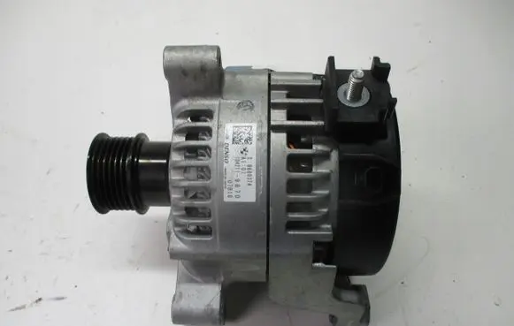 BMW X1 F48 F49 Generator/alternator 8680374