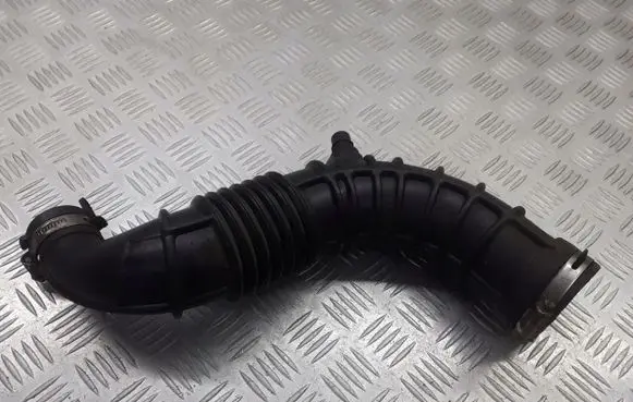 Renault Megane II Air intake hose/pipe 8200500384B