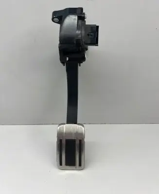 Peugeot 5008 II Accelerator throttle pedal 9674829180 2021175 0280755273