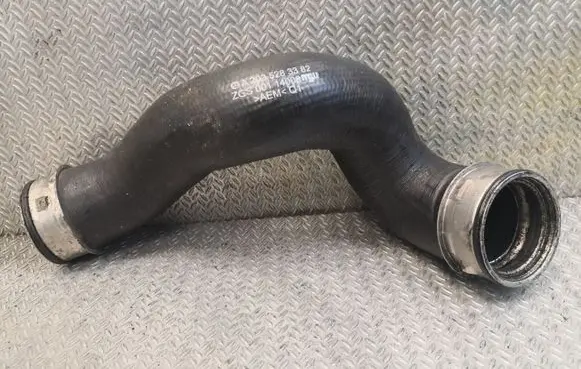 Mercedes-Benz CLK A209 C209 Intercooler hose/pipe 2035283382