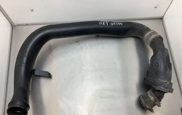 Volvo V70 Intercooler hose/pipe 30778732