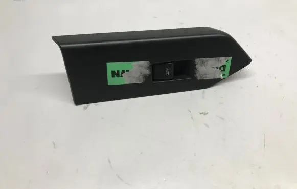Ford Mustang VI Electric window control switch DR3314A563AAW