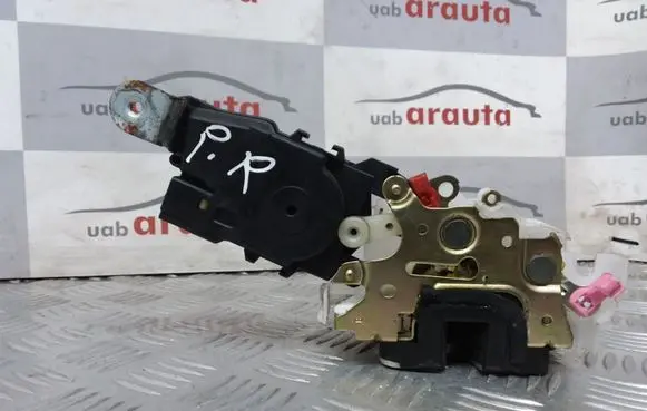 Subaru Legacy Front door lock