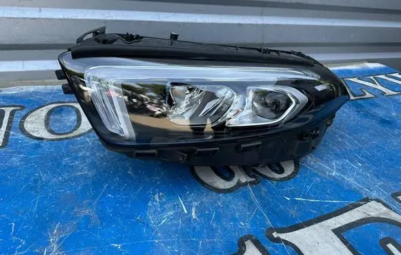 Headlight/headlamp