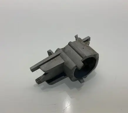 Mercedes-Benz E W211 Front parking sensor holder (PDC) A2118850467 2118850467
