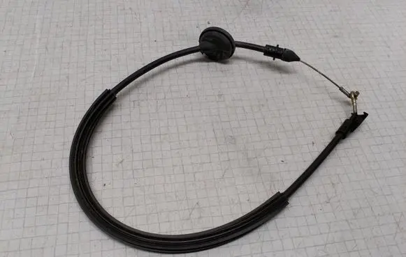 Volkswagen Touran I Front door cable line 1T0837086